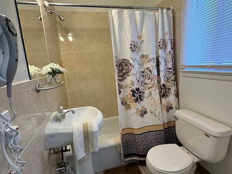 2400 North Ave — Photo 6