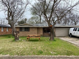 1304 Develon Dr, Mesquite, TX 75149