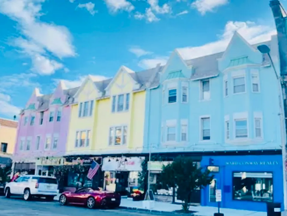 31 Elm St #31C