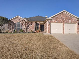 1109 Pierce Arrow Dr, Arlington, TX 76001