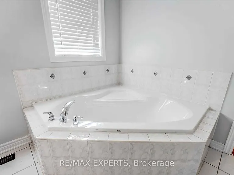 31 Vincent St — Photo 21
