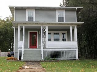 102 W G St, Elizabethton, TN 37643