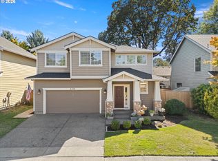 8310 SW Norfolk Ln, Tigard, OR 97224