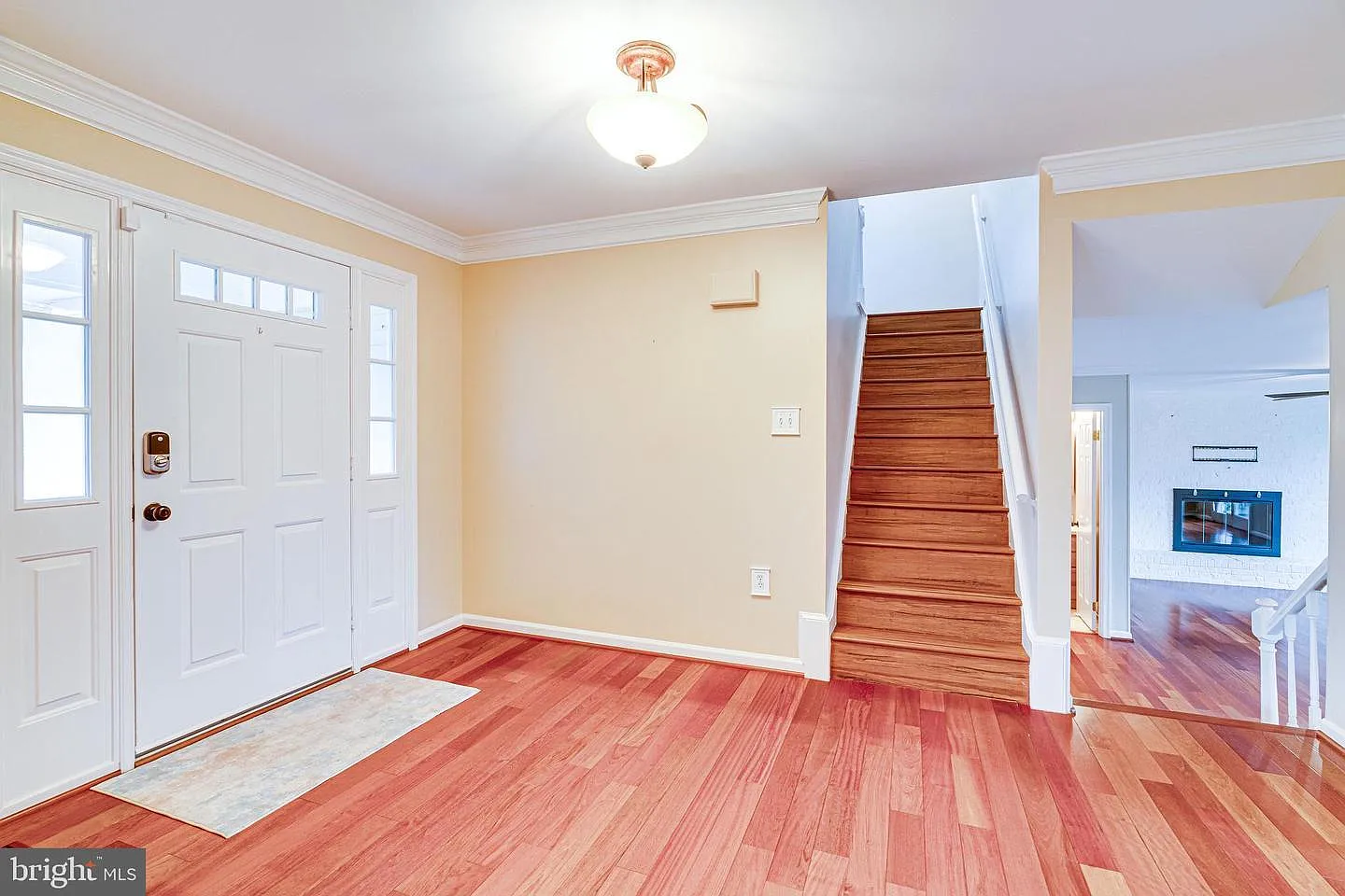 5 bed, 3.5 bath, 2542 sqft, $4,300 — Photo 4