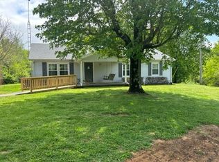 9950 Saint Lawrence Spur, Philpot, KY 42366