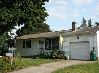 31 Murray Ave, North Kingstown, RI 02852