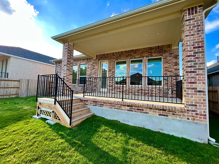 120 Green Knoll Ln — Photo 58