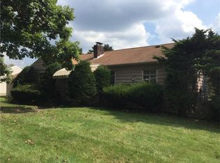 1420 Harvey Run Rd, Freedom, PA 15042