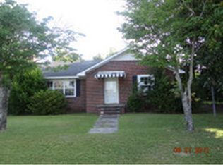 107 Sumter St, Manning, SC 29102