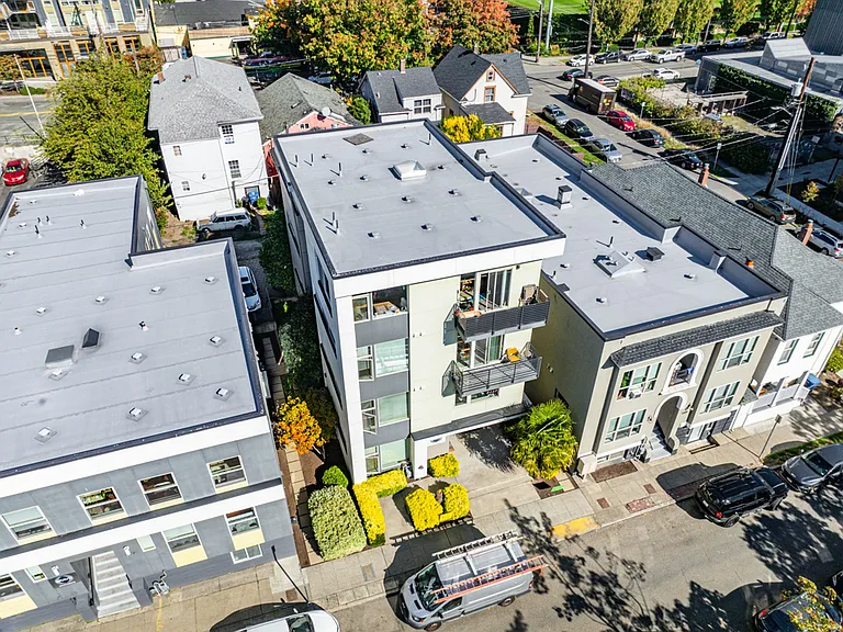 Bravo Apartments — Photo 12