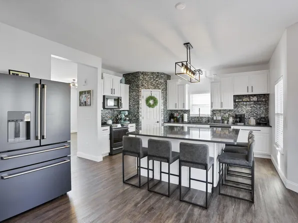 187 Cherrytree Ln, Commercial Point, OH 43116