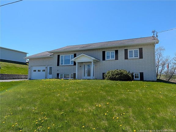 2nd image of 835 Walker St