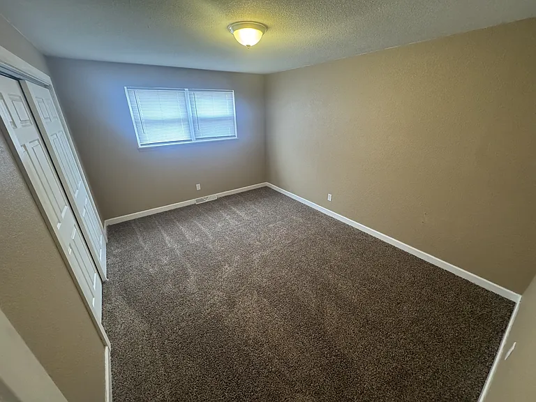 2032 Westgate Dr #5 — Photo 6