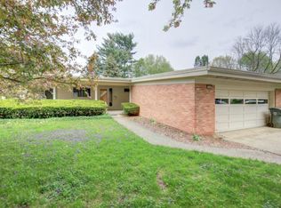 308 Sunnycrest Ct W, Urbana, IL