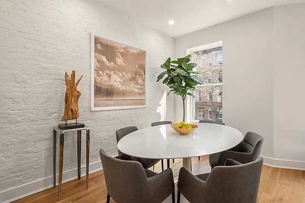 Sold by Douglas Elliman | media 16