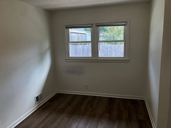 5th image of 123 S 53rd St