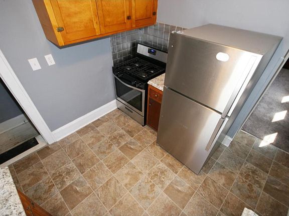 5th image of 4351 Girard Ave N