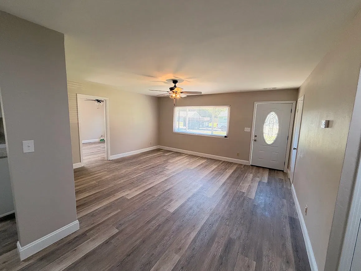 4 bed, 1698 sqft, $1,950 — Photo 4