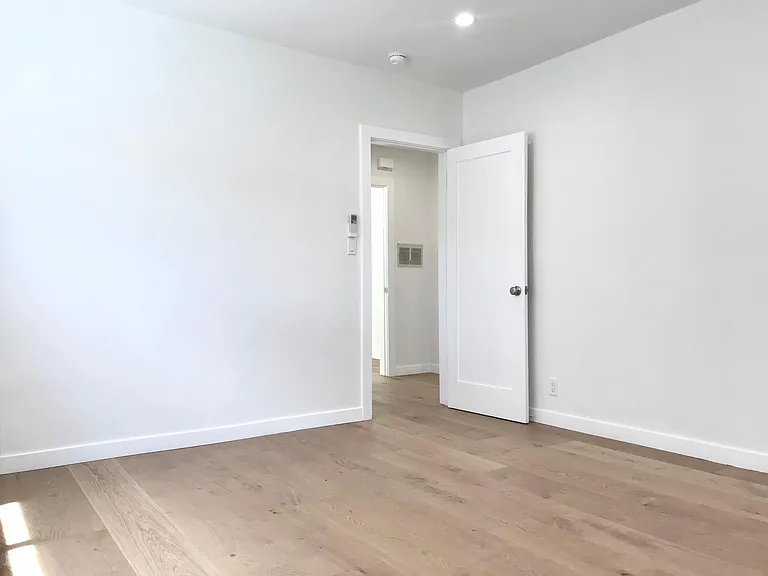 515 Pier Ave #4 — Photo 15
