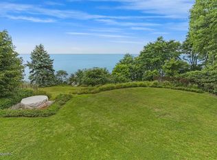 48013 Ridge Rd, New Buffalo, MI 49117