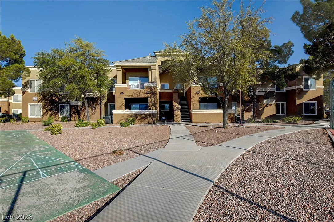 Building Photo - 8070 W Russell Rd #1064