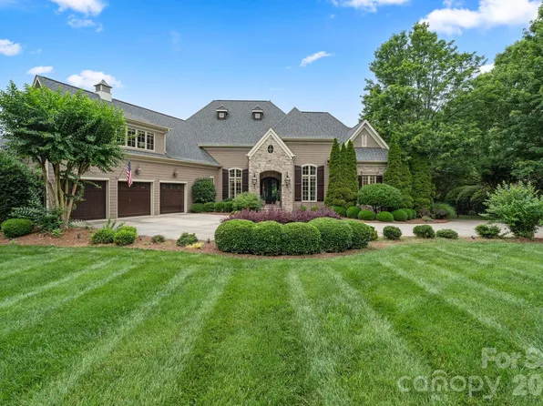 1812 Brawley School Rd, Mooresville, NC 28117