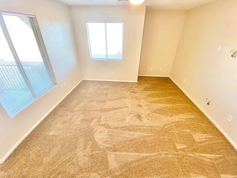 8569 Rhamus Ct — Photo 10