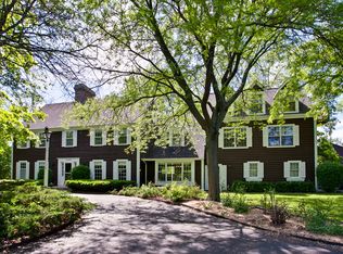 21404 W Lakeview Pkwy, Mundelein, IL 60060