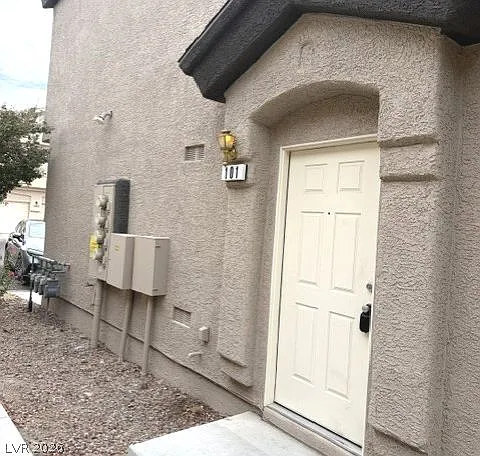 4607 Dealers Choice Way #101 Photo 1