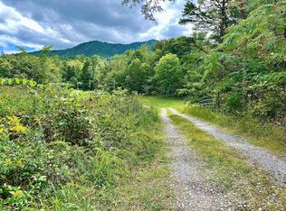 378-10 Rocky Top Rd, Newport, TN 37821