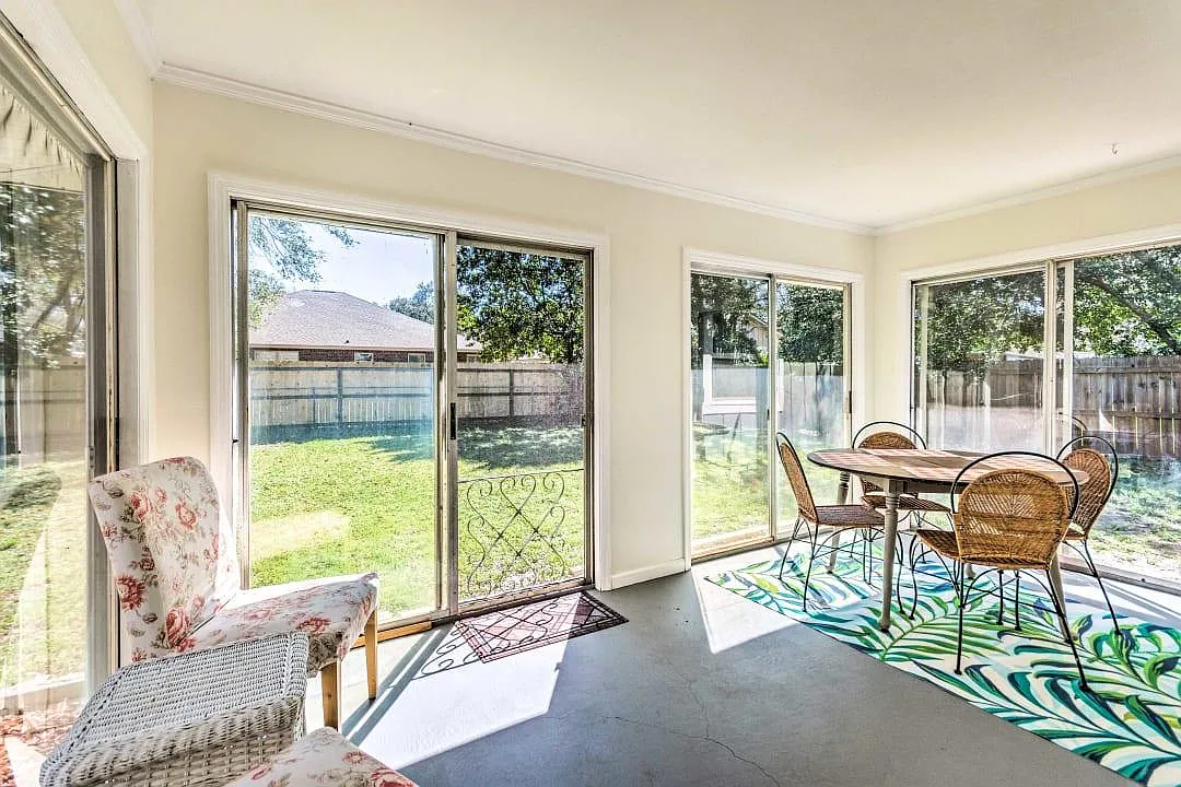 355 Gardner Dr NE — Photo 4
