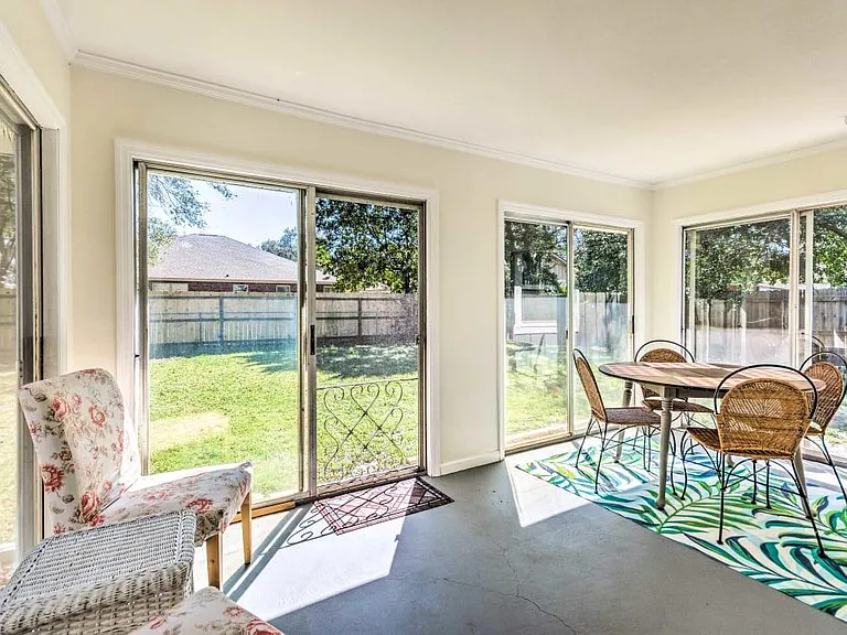 355 Gardner Dr NE — Photo 4