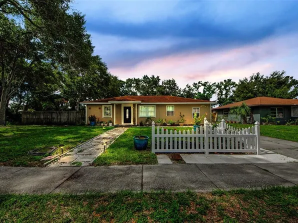 1893 Harding St, Clearwater, FL 33765