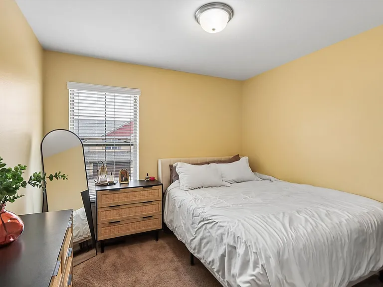 463 Cambria Dr — Photo 17
