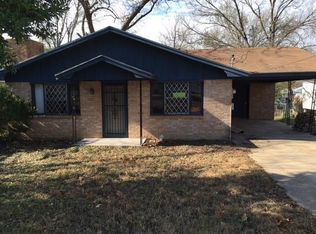 717 N 4th Ave, Teague, TX 75860