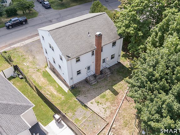4th image of 12 Lewis Road