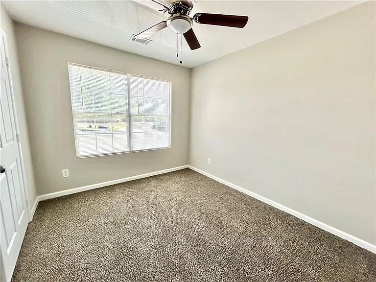 845 Store House Ct #B — Photo 10