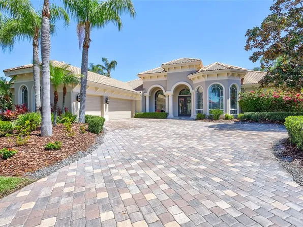 12012 Royce Waterford Cir, Tampa, FL 33626