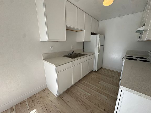 2nd image of 285 Moss St Unit 80