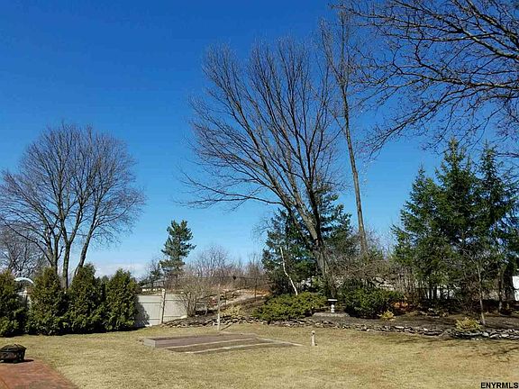 3rd image of 37 James Dr