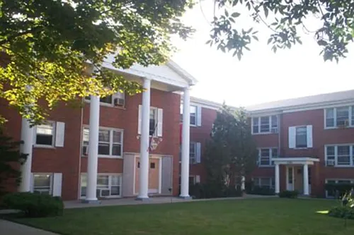 Dickens Apartments Photo 1