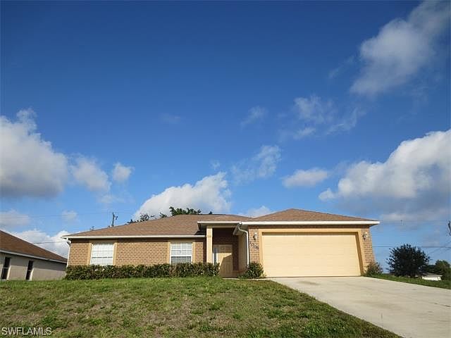 1st image of 1006 NE 7th Pl