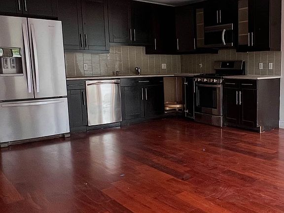 2nd image of 83-30 Kew Gardens Rd #3H