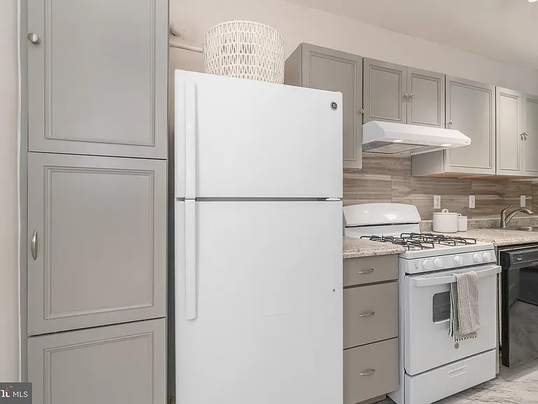 4317 River Rd NW #3 — Photo 3