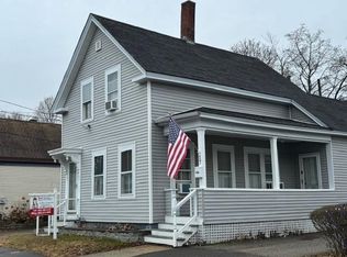 17 Pine St, Rochester, NH 03867
