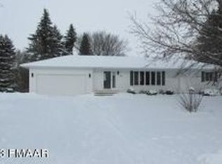 204 Hobart St E, Hawley, MN 56549