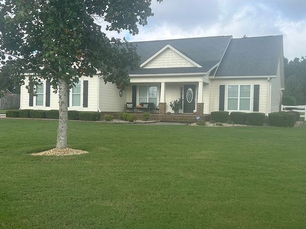 108 Nicole Ave