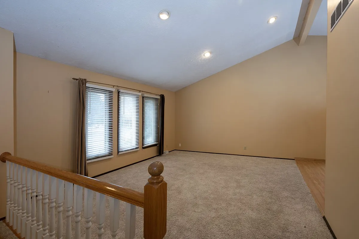 Building Photo - 16118 Arbor St