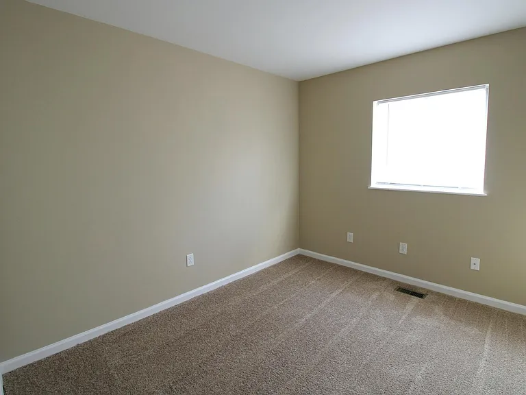 1804 Atkinson Dr — Photo 8