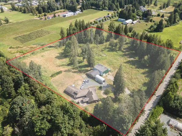 30211 Burgess Ave, Abbotsford, BC V4X 1V5